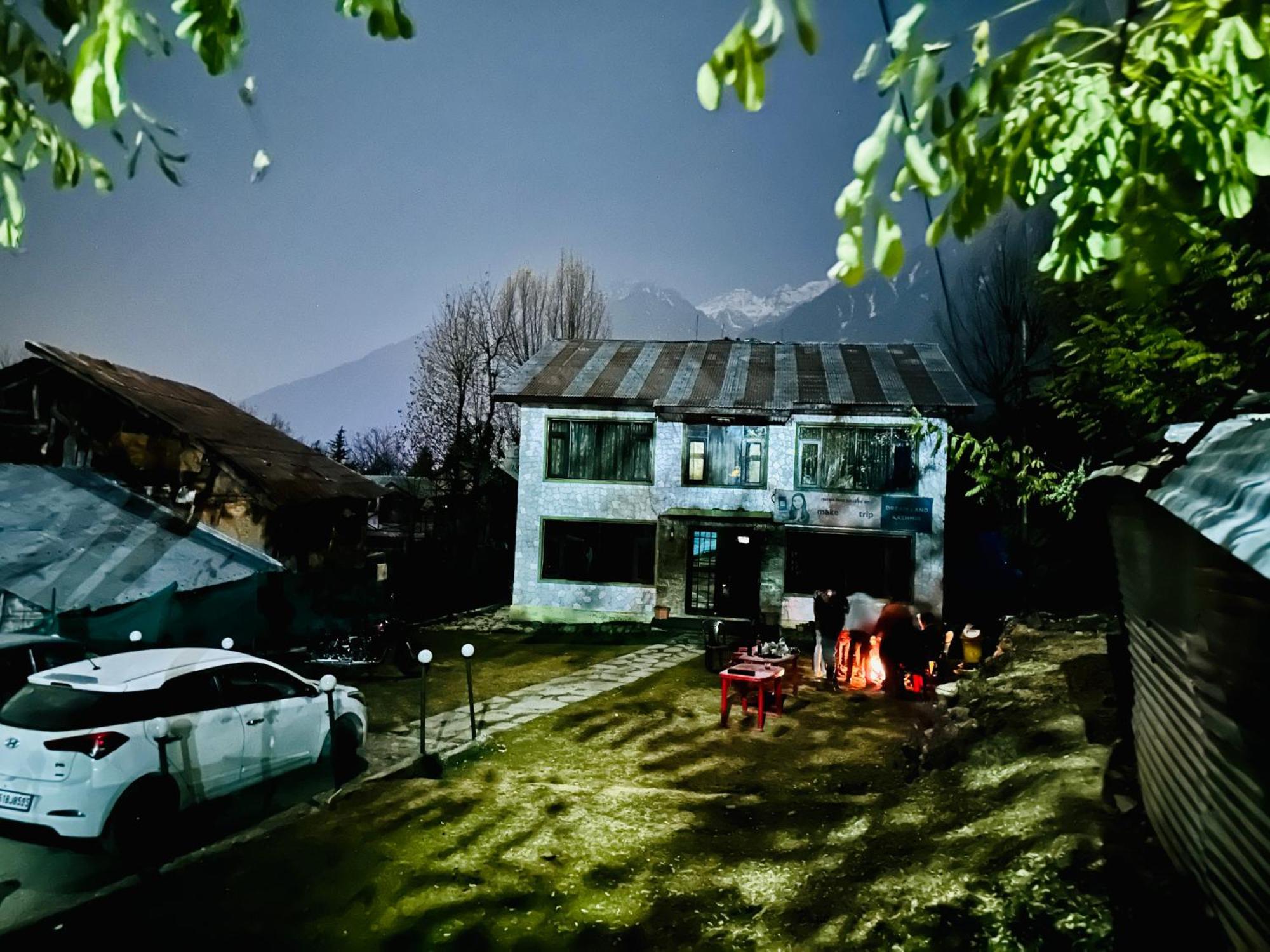 Dreamland Cottage ปาฮาลกัม ภายนอก รูปภาพ